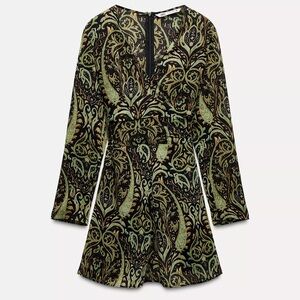 Zara Elegant Black and Green Long Sleeve Dress